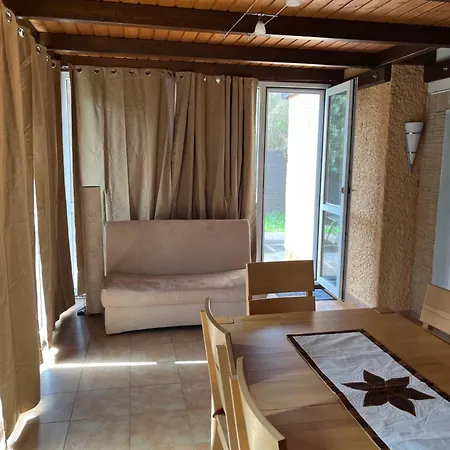 Holiday home Fjola Schenkendobern